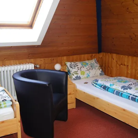 Bruderfels, Garni Hotel