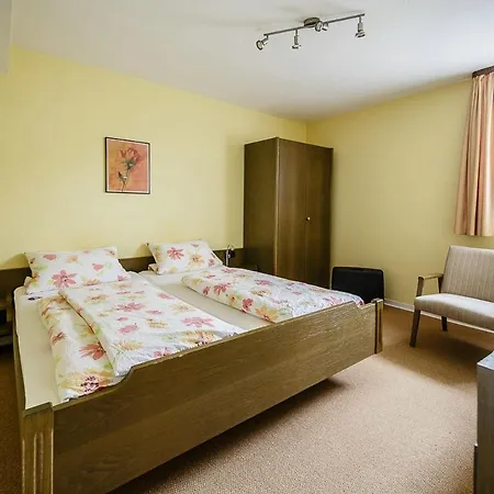 Bruderfels, Garni 2* Rodalben