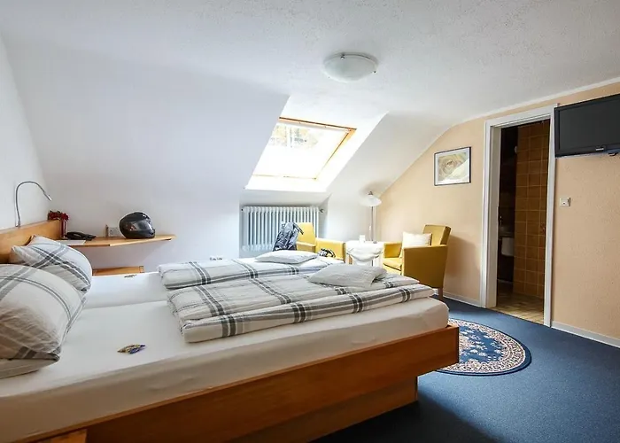 فندق Bruderfels, Garni