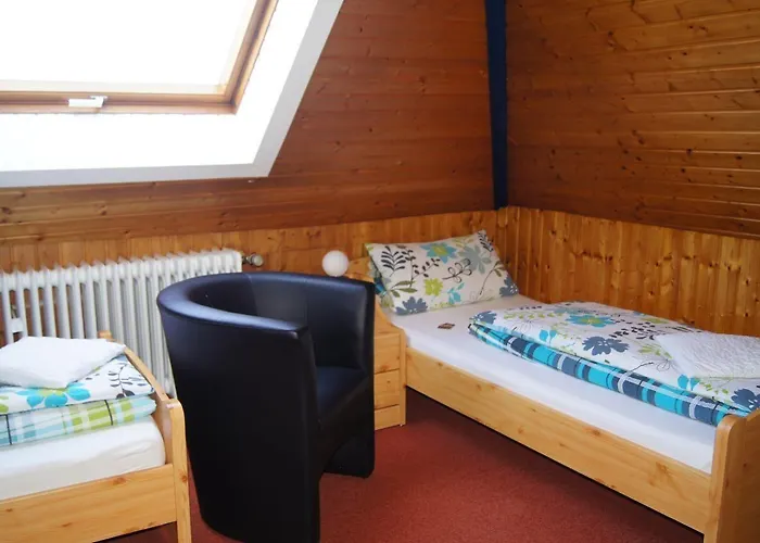 Hotel Bruderfels, Garni