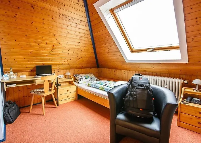 Bruderfels, Garni فندق 2*