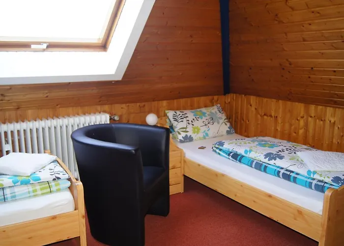 Bruderfels, Garni Hotel