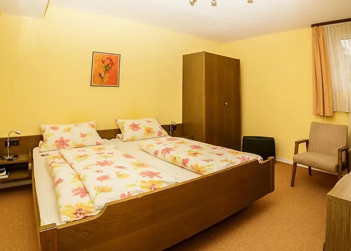 Bruderfels, Garni Rodalben